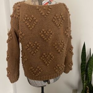 Chic Wish Beige Chunky Wool Heart Pom Pom Crew Neck Sweater Size Large